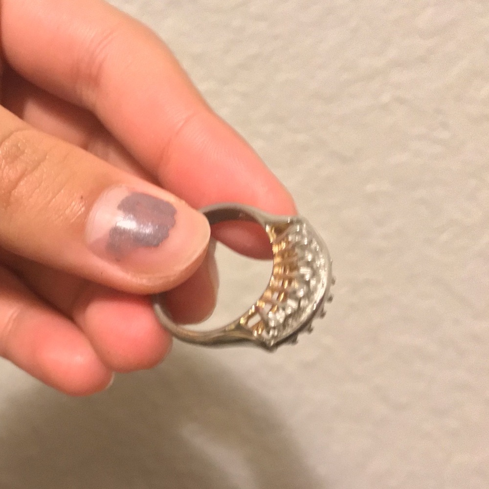 Engaging ring❣️ - Picture 4 of 5